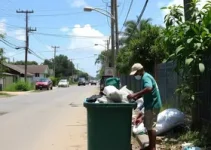 falta de coleta de lixo em Embu das Artes e Cotia